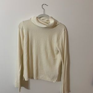 Madewell Sweaters - Madewell Bell Sleeve Turtleneck Cream Sweater Madewell Sweaters - Madewell Bell Sleeve Turtleneck Cream Sweater